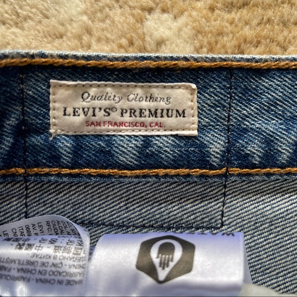 Levi’s 501 Micro Short in Teeny Weeny Medium Blue was Cutoff Jean Shorts Size 32 - Picture 13 of 15